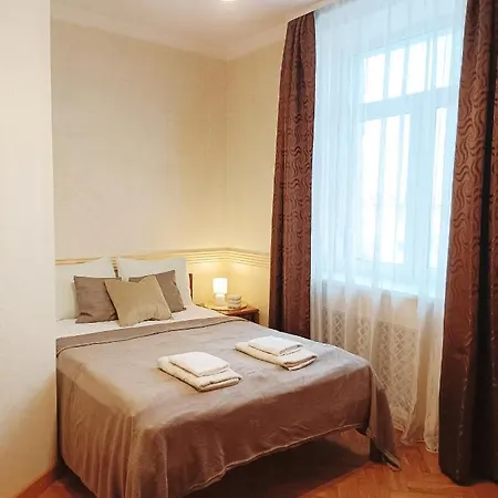 Old Town Retreat With Stunning Cathedral Views Two Bedroom * 里加