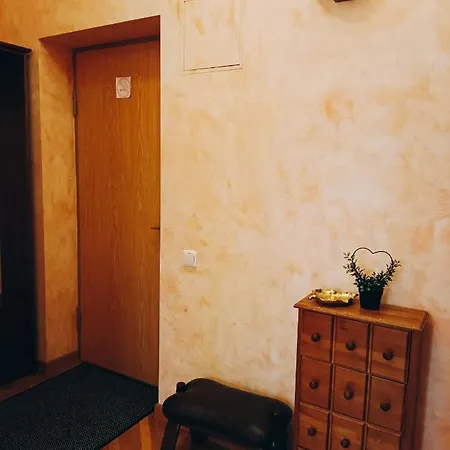 Old Town Retreat With Stunning Cathedral Views Two Bedroom 公寓 里加