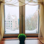 Old Town Retreat With Stunning Cathedral Views Two Bedroom Apartamento *