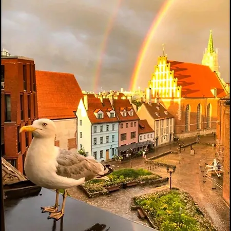 Old Town Retreat With Stunning Views 2 Bedroom Nearby The Church Of Saint Peter アパート *