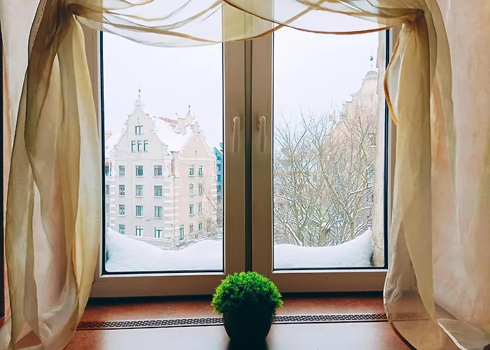 Dream - Old Town Retreat With Stunning Cathedral Views Two Bedroom Dzīvoklis *