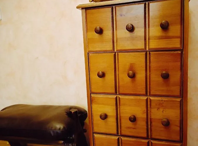 Dzīvoklis Dream - Old Town Retreat With Stunning Cathedral Views Two Bedroom