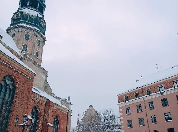 Dream - Old Town Retreat With Stunning Cathedral Views Two Bedroom *